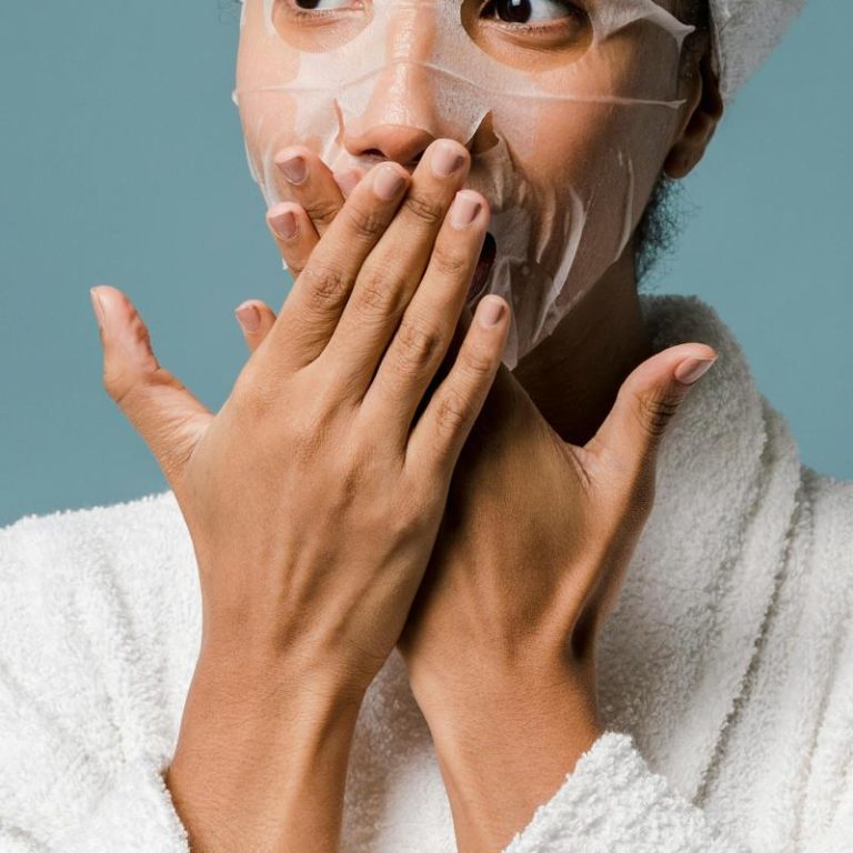 facial-treatment-33f0e368ed6049d7966bdc811f849702