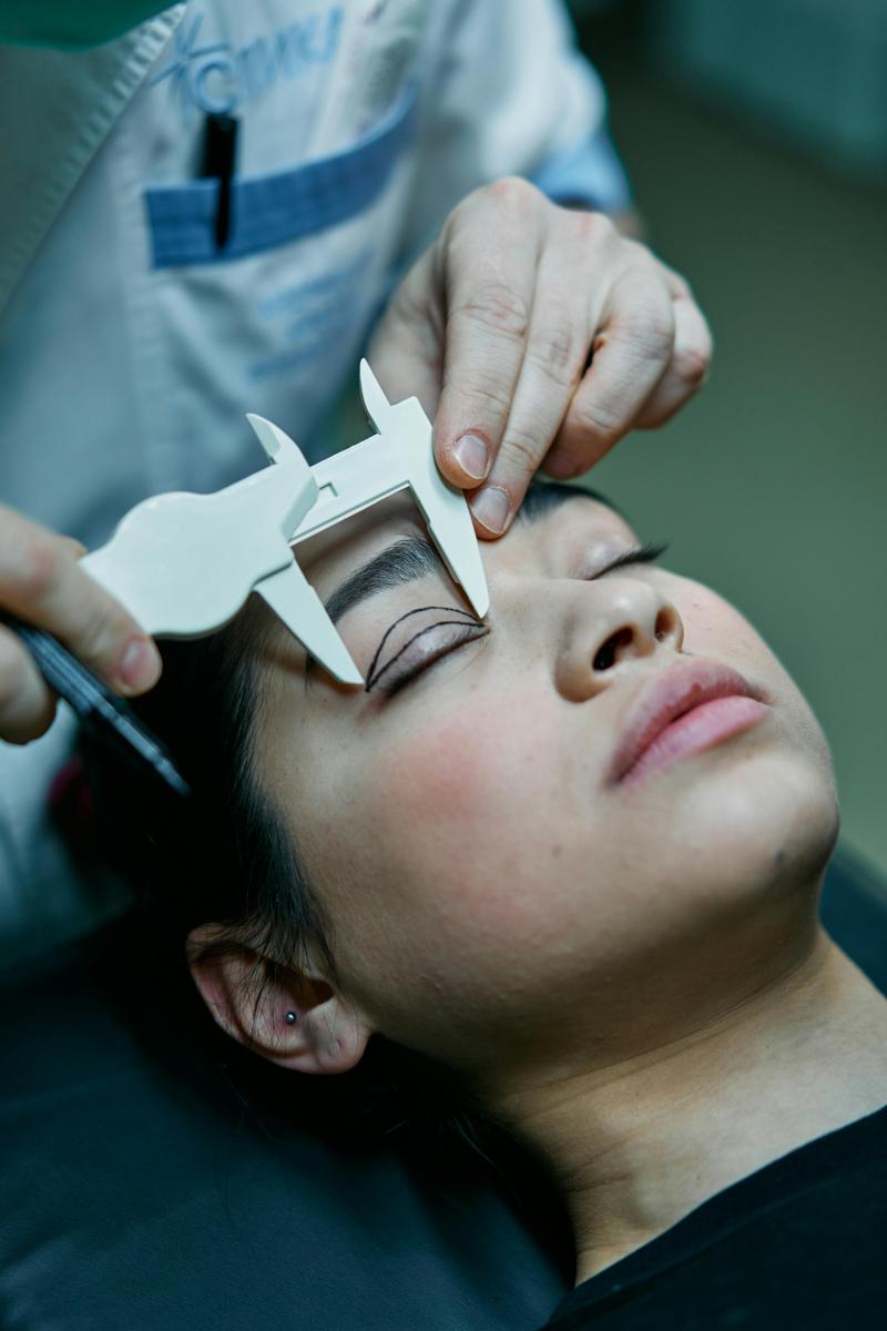 eyelid treatment